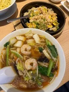 丸源ラーメン 福岡福重店