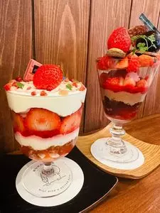 コーヒーとパフェのお店 Kurocafe（クロカフェ）