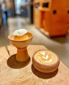 コーヒー アンド ワイン ウシロ（coffee and wine ushiro）