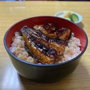 うなぎ料理 鹿六（しかろく）