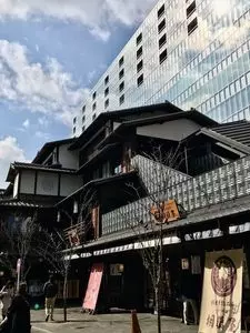 小田原城址公園の梅