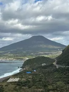 八丈富士牧野・ふれあい牧場