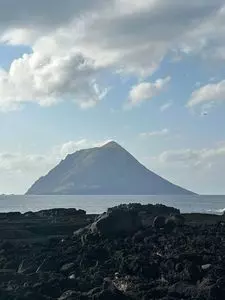 南原千畳岩