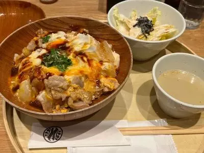 名古屋コーチン親子丼 酉しみず（トリシミズ）