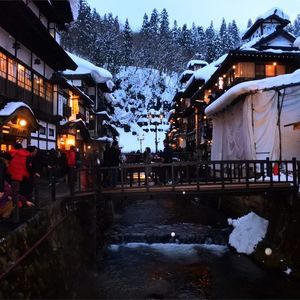 銀山温泉