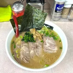 横浜ラーメン あばん