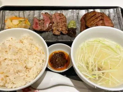 牛タンレストラン 陣中