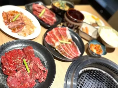 焼肉 六甲 梅田茶屋町店