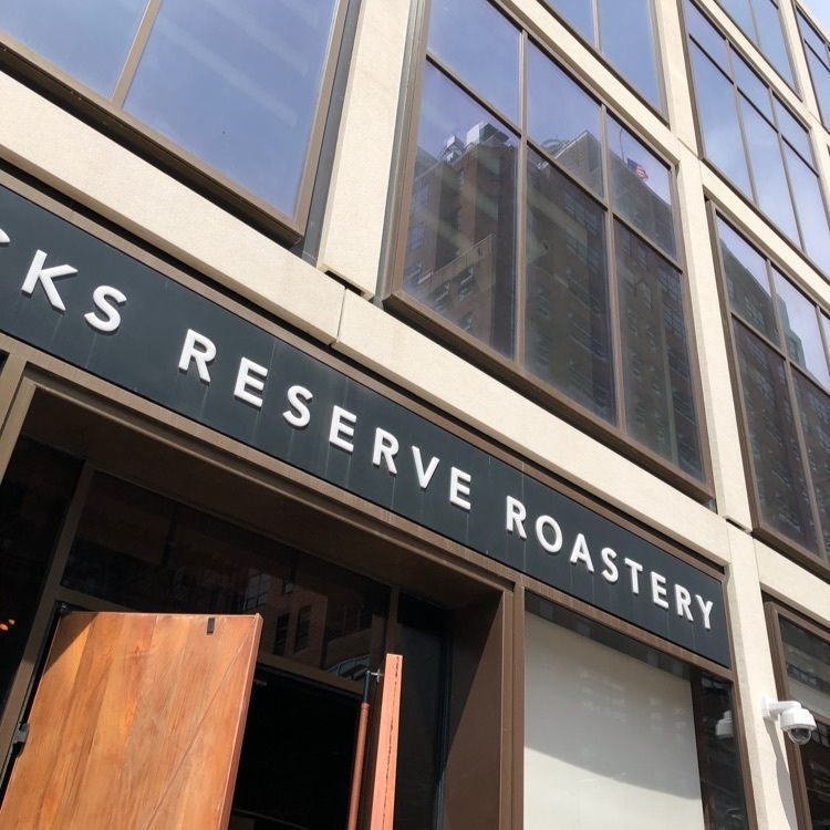 triplivesさんが投稿したStarbucks Reserve Roastery NYCに関する口コミの画像