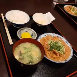 かつ美食堂