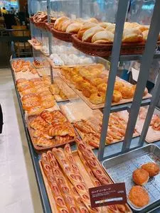 スペイン窯 パンのトラ NEOPASA岡崎店