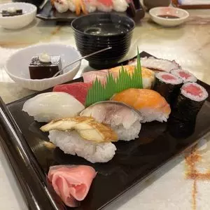 二鶴すし
