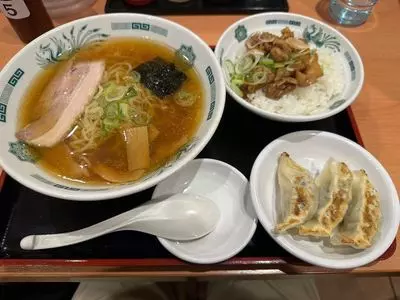 大谷田公園のウメ