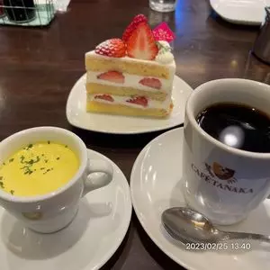 カフェタナカ 本店