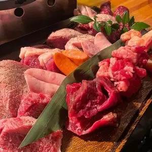 一枚焼肉 ソーセージ にくひろ 三ノ宮店