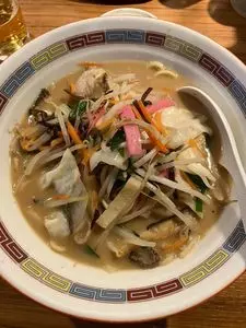 ホウテン食堂 奉天本家（ほうてんほんけ）