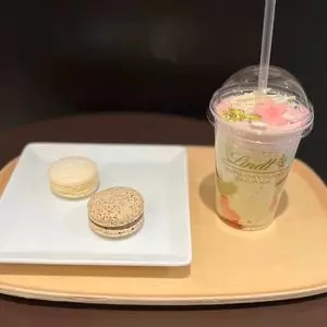 リンツ ショコラ ブティック＆カフェ ルクア大阪店
