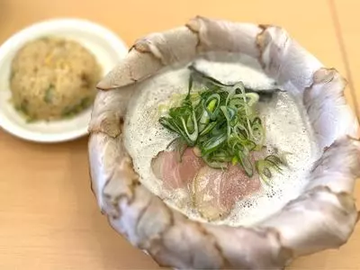 麺道 しゅはり 三宮センタープラザ店