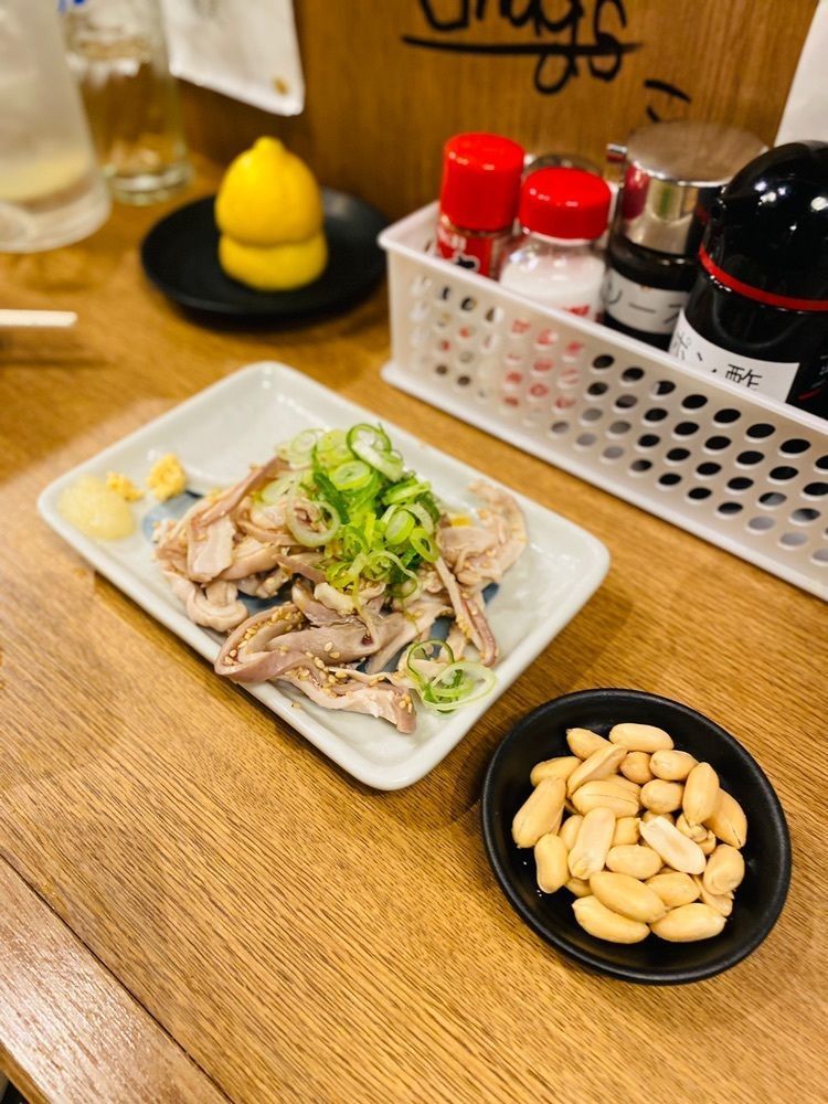 だるまグルメさんが投稿したもつ焼きばん 恵比寿店に関する口コミの画像