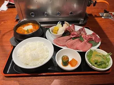 特選肉 徳侍郎