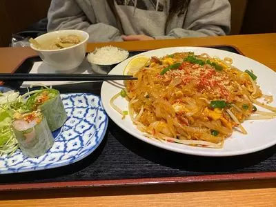 ASIAN RESTAURANT &BAR HALKA 上野の森さくらテラス店（ハルカ）