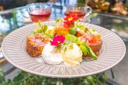 青山フラワーマーケット TEA HOUSE 南青山本店