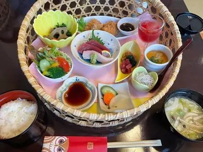 話食庵（わしょくあん）
