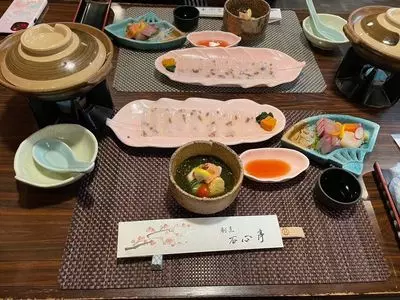 のれん宿明月（ノレンヤドメイゲツ）