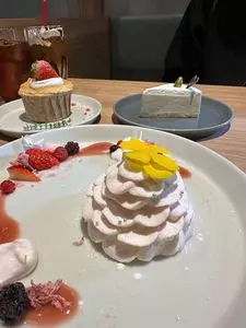 KAKA cheesecake store SAKURAZAKA（カカ チーズケーキ ストア）