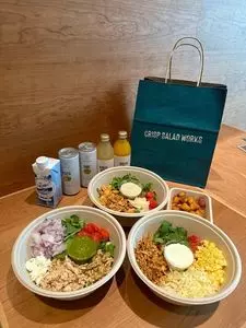 CRISP SALAD WORKS みなとみらい店
