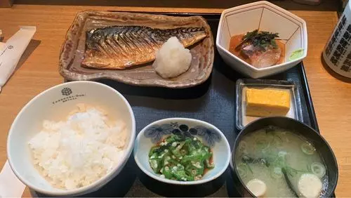 田中田式海鮮食堂 魚忠（ウオチュウ）