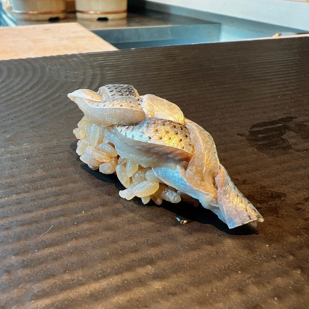 ヤジメシ　ボリューム満点東京グルメさんが投稿した天寿し 横浜店（【旧店名】横浜 鮨 黒潮海閤）に関する口コミの画像