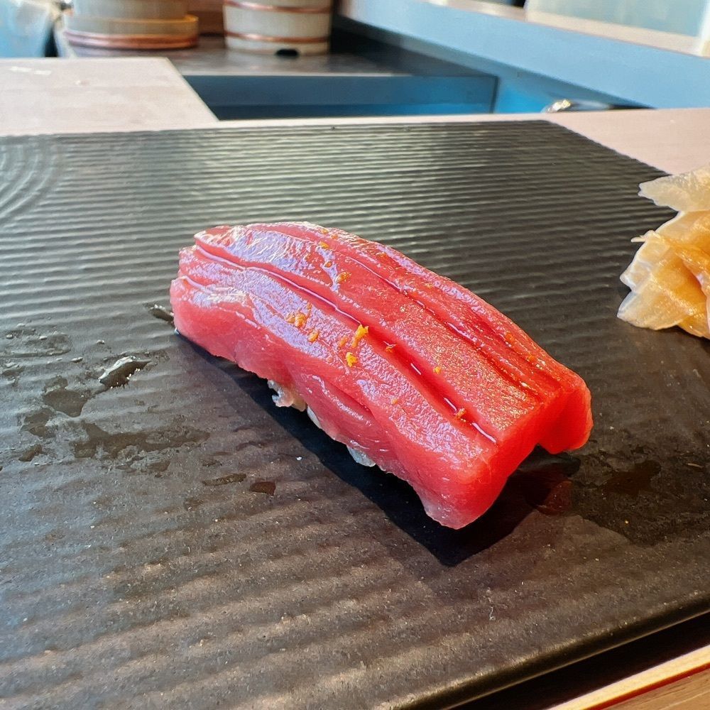 ヤジメシ　ボリューム満点東京グルメさんが投稿した天寿し 横浜店（【旧店名】横浜 鮨 黒潮海閤）に関する口コミの画像