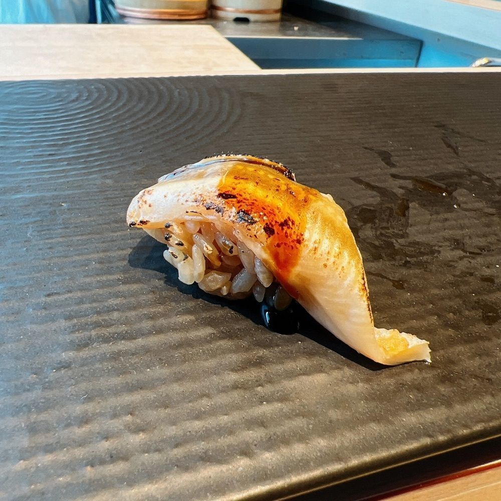 ヤジメシ　ボリューム満点東京グルメさんが投稿した天寿し 横浜店（【旧店名】横浜 鮨 黒潮海閤）に関する口コミの画像