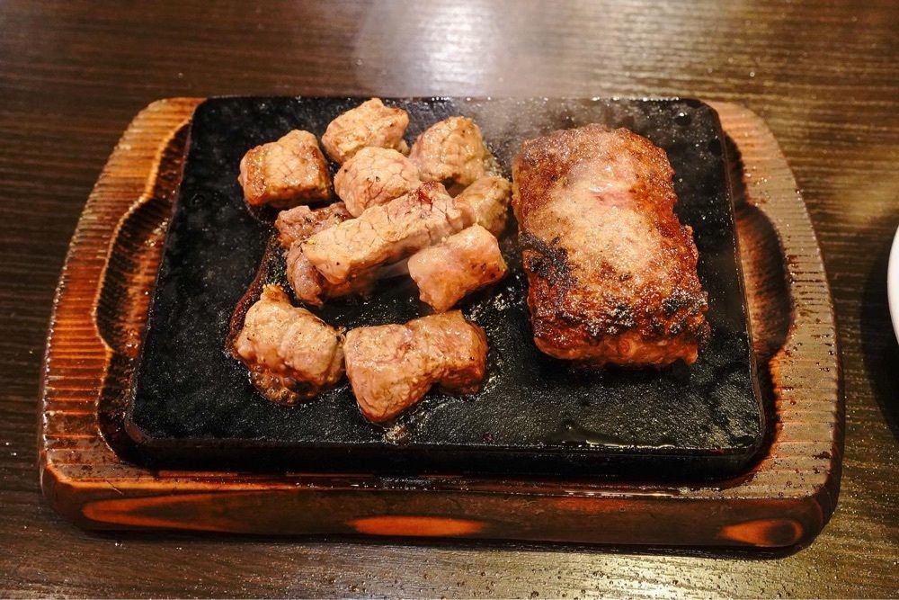 りょうじのごはん【東京・千葉のグルメ記録】さんが投稿したやっぱりステーキ 神田店に関する口コミの画像