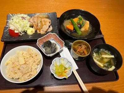 寅福 ルミネ新宿店