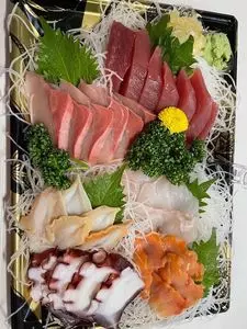 円谷魚店