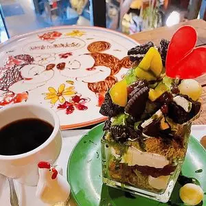 カフェダイニングバー倉庫（ろふと）