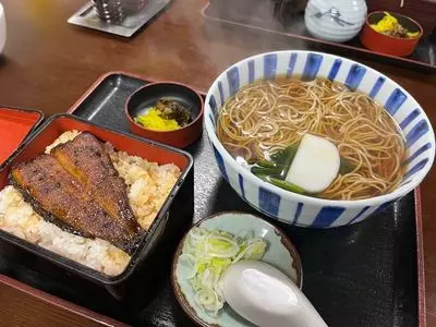 鰻福亭 3枚目