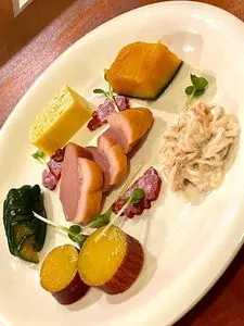 Dining bar Takuan（ダイニングバータクアン 沢庵）