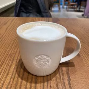 スターバックスコーヒー ミュープラット神宮前店（STARBUCKS COFFEE）