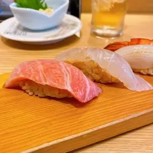 回転さかなや寿司・魚忠　 熱田店