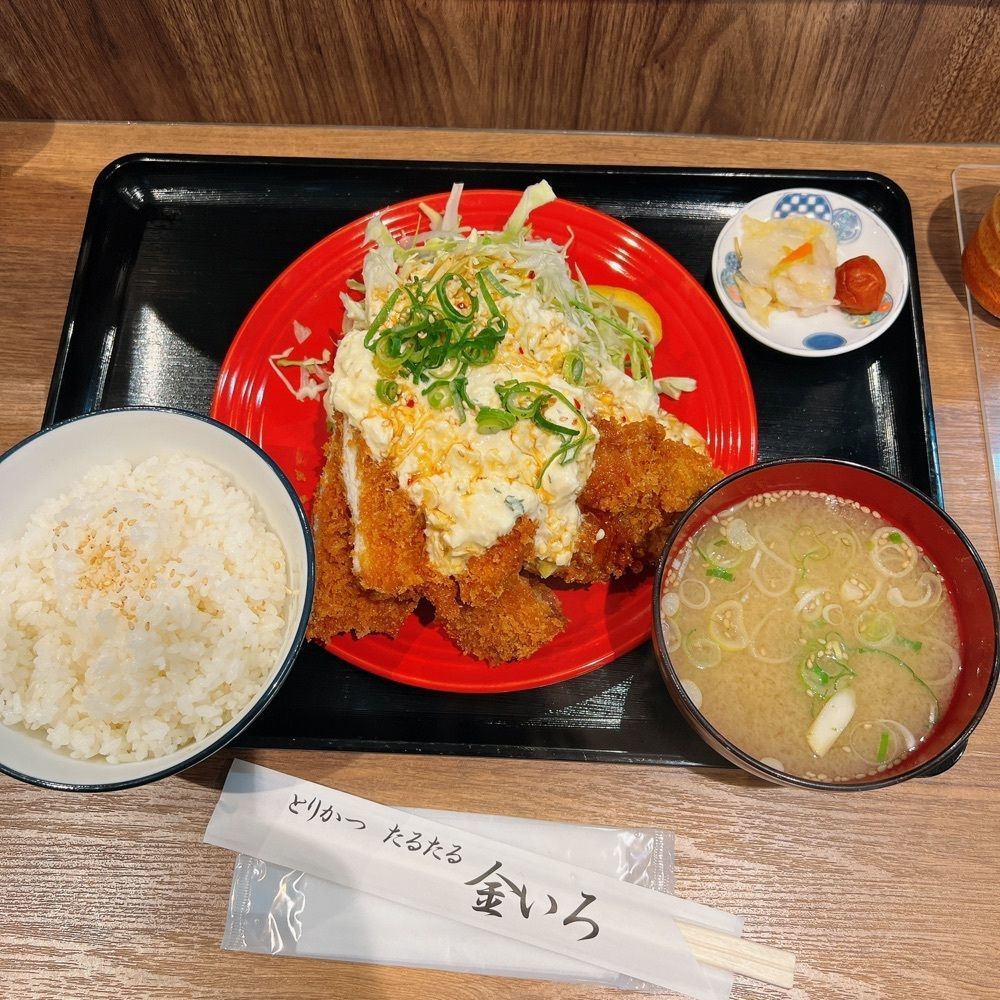 ヤジメシ　ボリューム満点東京グルメさんが投稿したとりかつ たるたる 金いろに関する口コミの画像