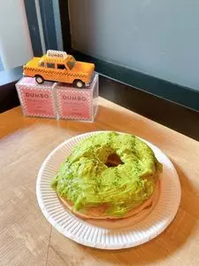 DUMBO Doughnuts and Coffee 自由が丘店
