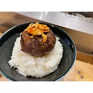 炭焼き挽肉玉専門店 挽肉ノ玉ヤ