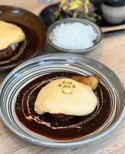 はんばーぐとおむらいすのお店 いくら 博多店