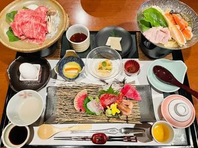 松泉閣花月 3枚目