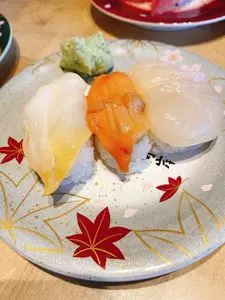 魚河岸 イオンモール神戸北店（海転寿司）