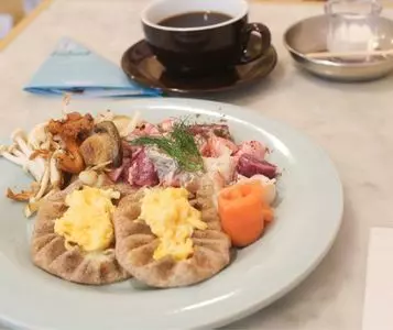 TASTE THE WORLD 銀座店（【旧店名】WORLD BREAKFAST ALLDAY）