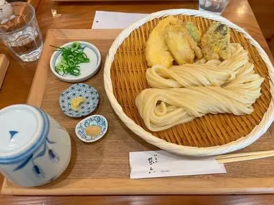 切麦や 甚六 西新宿成子店